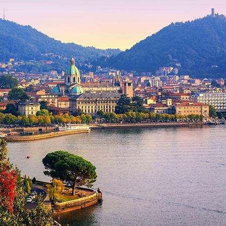 Romantic White Apartment - 5 Minutes From The Lake Como Exterior photo